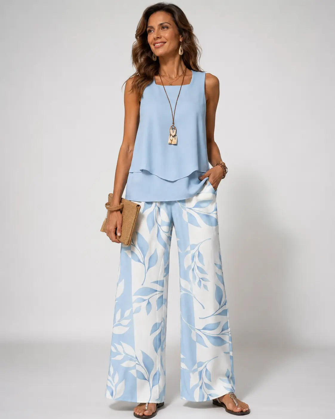 Olalla™ | Conjunto Azul Celeste Blusa y Pantalón Botánico